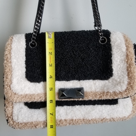 👜 TEDDY CROSSBODY HANDBAG - Picture 6 of 12